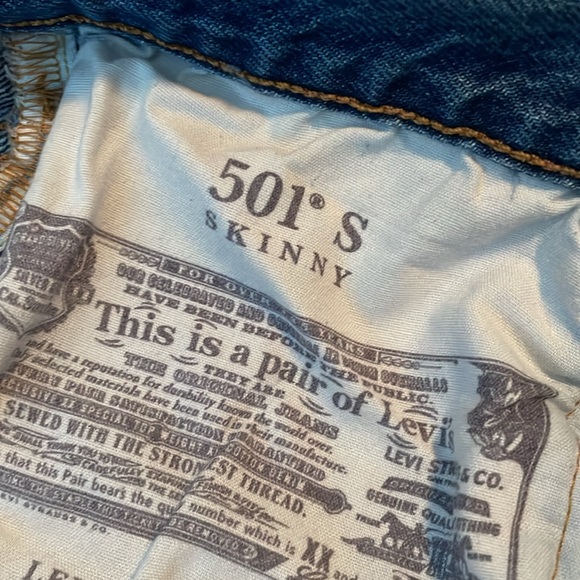 Levi's® Premium
501® SKINNY WOMEN'S JEANS - Picture 7 of 8